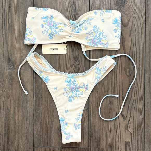 Seamolly Other - Seamolly Blue Floral Bikini Set